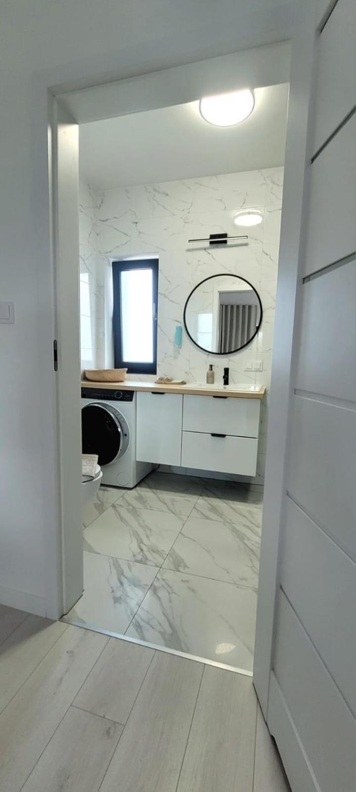Bast 17 Dom Duzy Parking , Mandoria , Ptak , 2 Sypialnie Lub 1 Sypialnia, Taras , Autostrada A1, Kalinowskiego 17E Wifi Лодзь Экстерьер фото